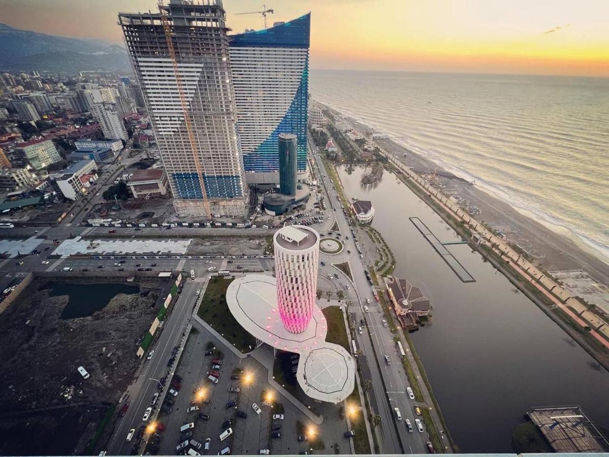 Gq Apartments On First Line Μπατούμι Εξωτερικό φωτογραφία